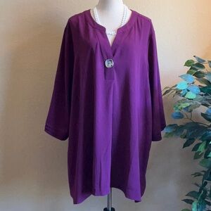 Avenue - Lightweight Burgundy Tunic, 3/4 Sleeves, Size 30/32